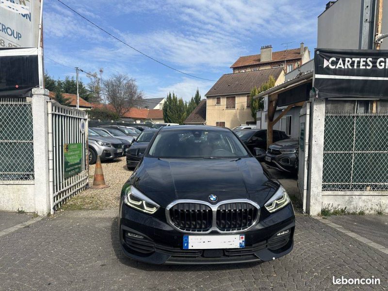BMW SERIE 1  2021