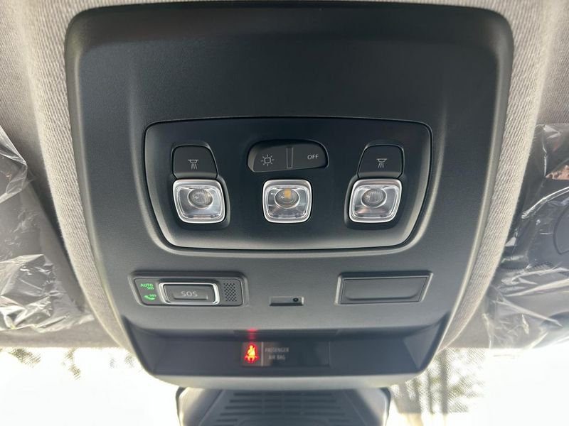 Renault Trafic CabAppro L2H1 BlueDCi150ch RedEdition BVA9 5 pl CarPlay ADML JA17 Attelage Radar Av
