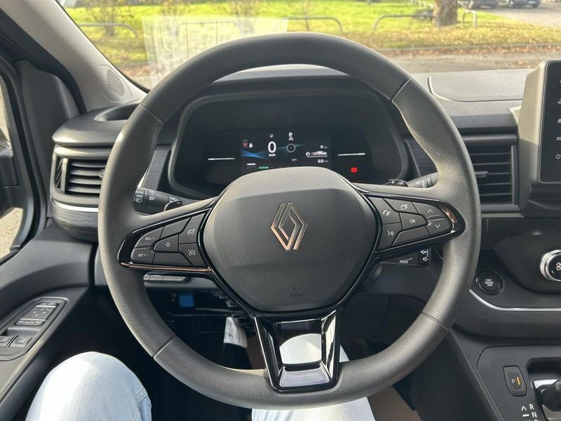 Renault Trafic CabAppro L2H1 BlueDCi150ch RedEdition BVA9 5 pl CarPlay ADML JA17 Attelage Radar Av