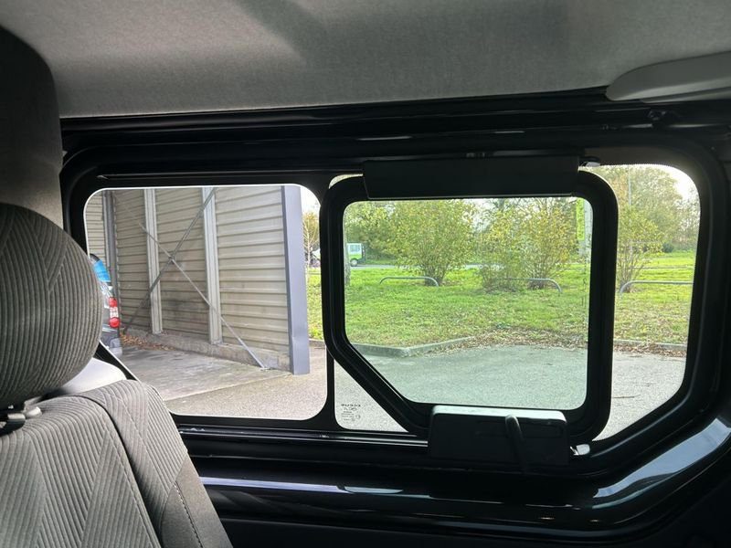 Renault Trafic CabAppro L2H1 BlueDCi150ch RedEdition BVA9 5 pl CarPlay ADML JA17 Attelage Radar Av