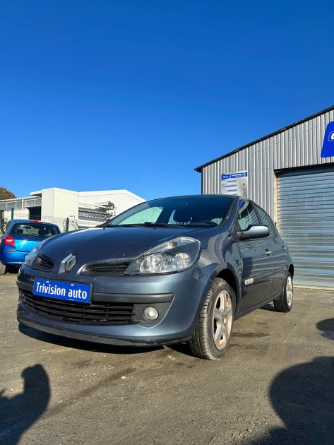 RENAULT CLIO 1.2 75CH RIP CURL 2009