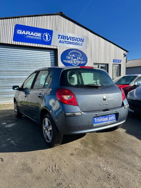 RENAULT CLIO 1.2 75CH RIP CURL 2009