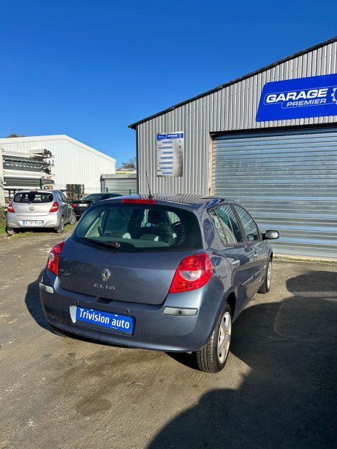 RENAULT CLIO 1.2 75CH RIP CURL 2009