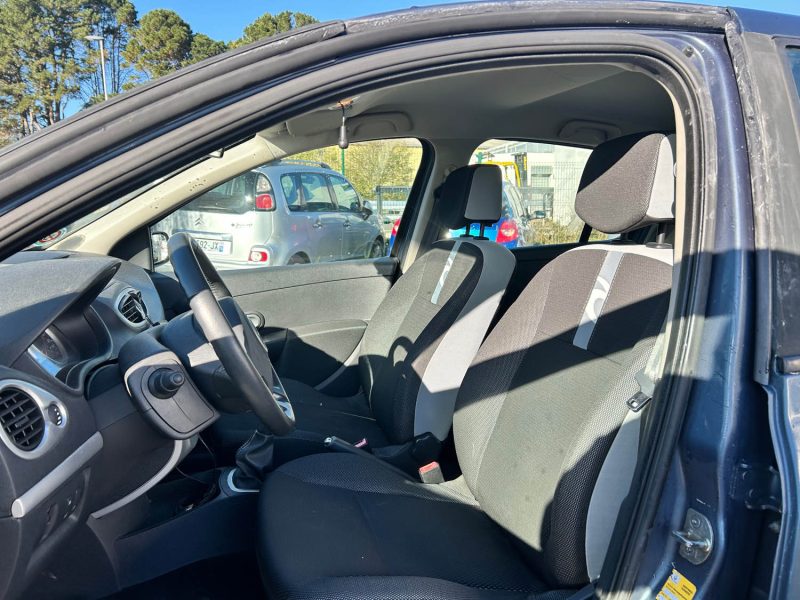 RENAULT CLIO 1.2 75CH RIP CURL 2009