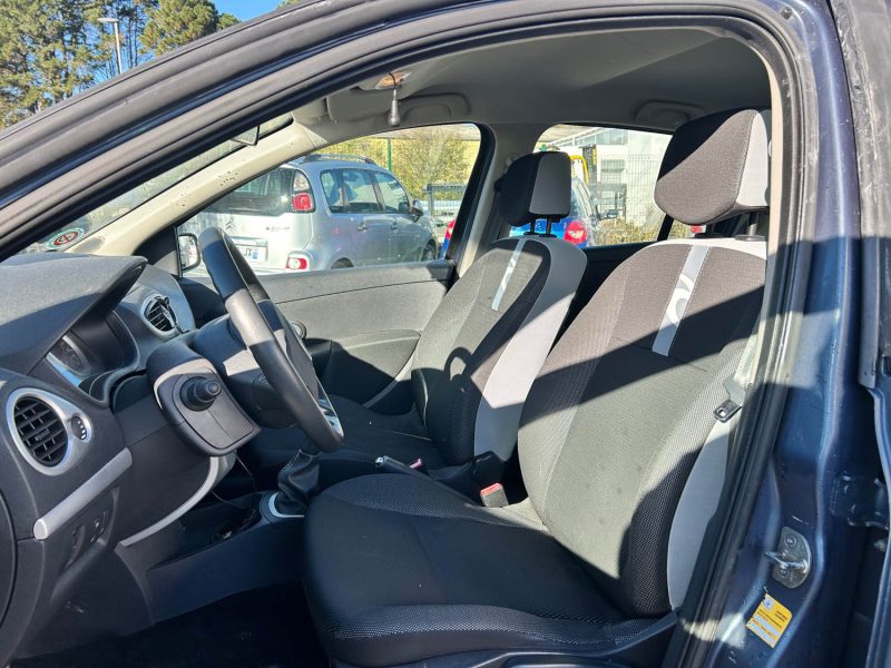 RENAULT CLIO 1.2 75CH RIP CURL 2009
