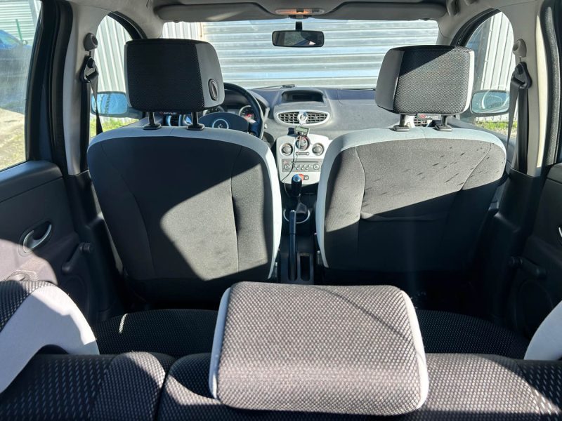 RENAULT CLIO 1.2 75CH RIP CURL 2009