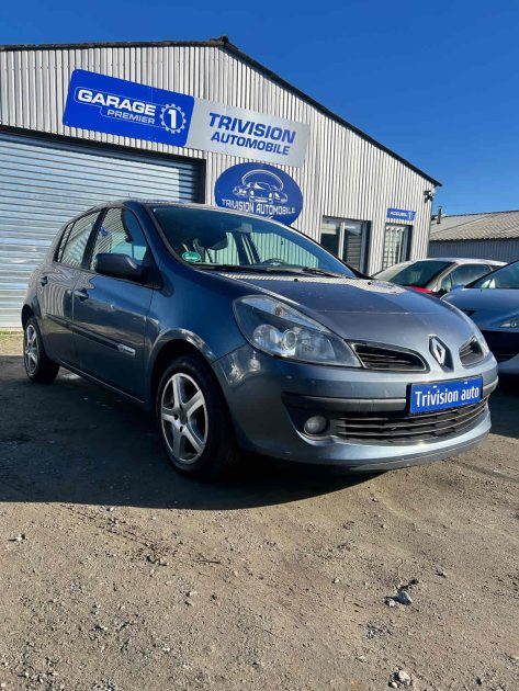 RENAULT CLIO 1.2 75CH RIP CURL 2009