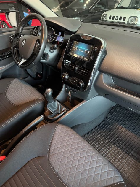 Renault Clio 4 - 1.5dCi 90ch - 64.000km - Distribution neuve - Superbe état - Faible consommation -