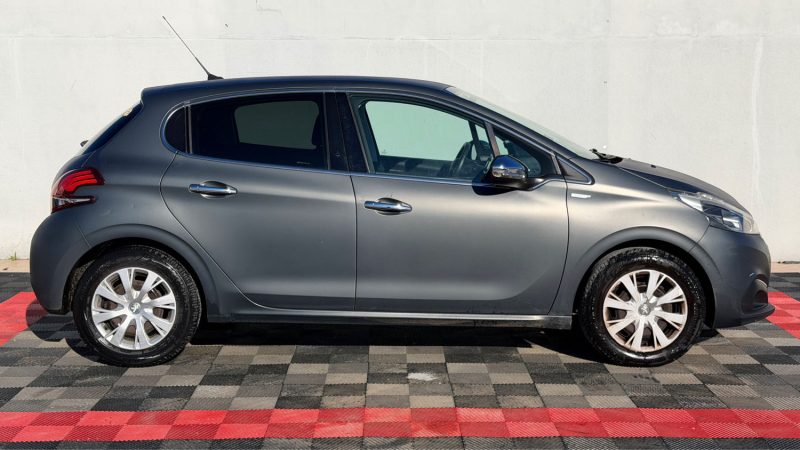 PEUGEOT 208 1.2 E-THP 82 Cv URBAN SOUL 