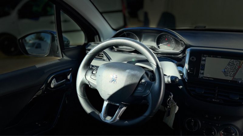 PEUGEOT 208 1.2 E-THP 82 Cv URBAN SOUL 