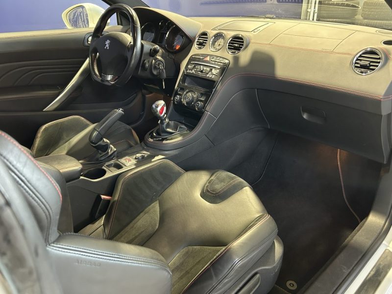 PEUGEOT RCZ 1.6 THP 16V 270CH R CHAÎNE REMPLACÉE