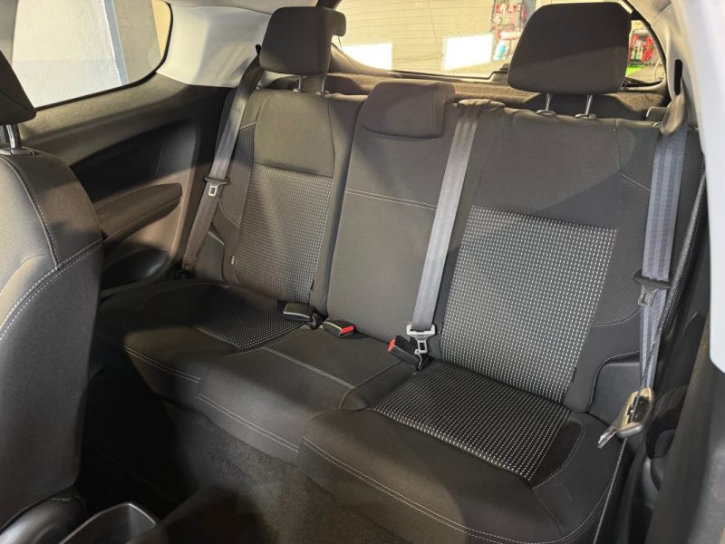 PEUGEOT  208 1.6 HDI 120 ALLURE  2015 DISTRIBUTION NEUVE CT OK 