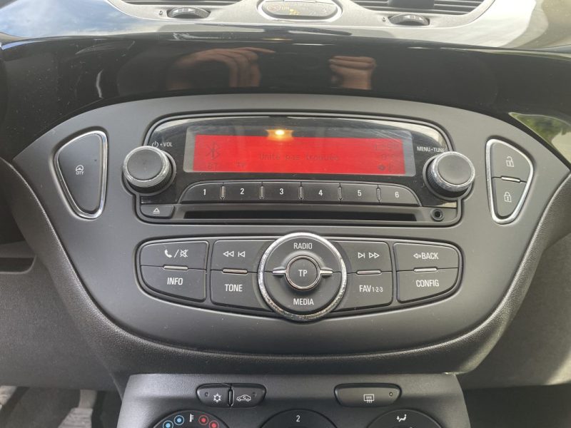 OPEL  CORSA  E EDITION 2016 GARANTIE 12 MOIS