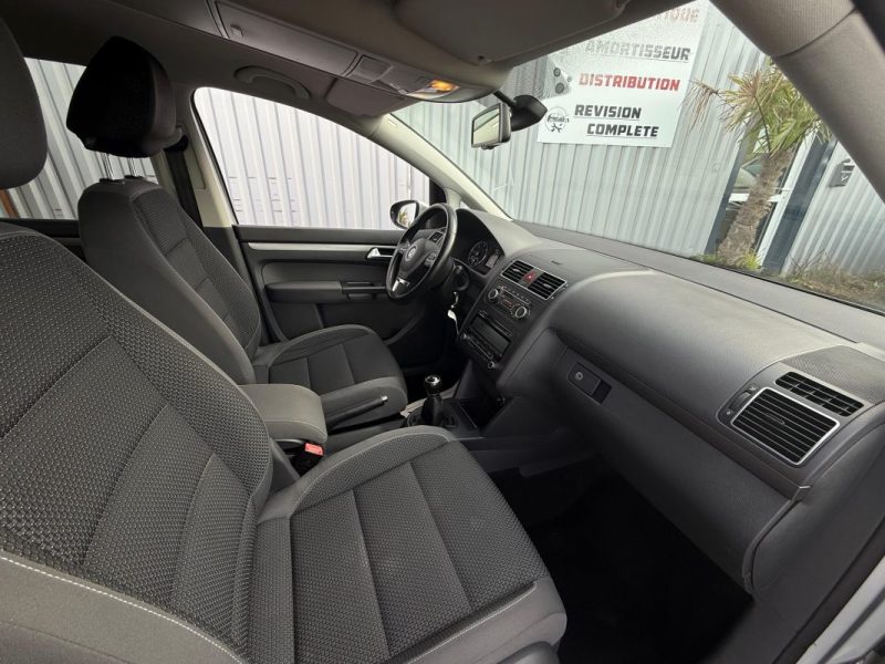 VOLKSWAGEN TOURAN 1.6 TDI 105CH Comfortline BlueMotion GARANTIE 12 MOIS