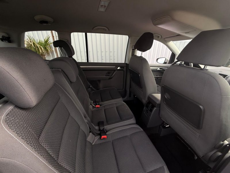 VOLKSWAGEN TOURAN 1.6 TDI 105CH Comfortline BlueMotion GARANTIE 12 MOIS