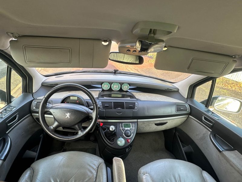 PEUGEOT 807 2.0 HDI CONFORT 2003