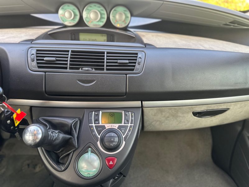 PEUGEOT 807 2.0 HDI CONFORT 2003