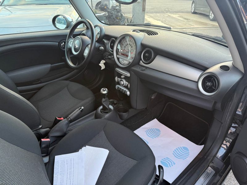 MINI MONI ONE 1.4 95CH GARANTIE