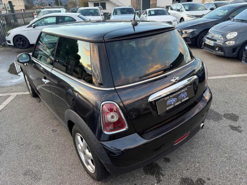 MINI MONI ONE 1.4 95CH GARANTIE