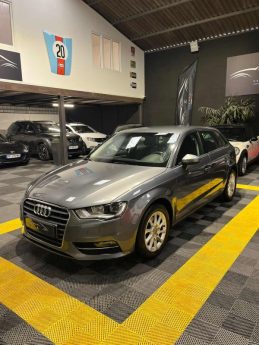 MAGNIFIQUE AUDI A3 1.6 TDI 110CH BUSINESS LINE S TRONIC 7 (1ERE MAIN ⭐️⭐️⭐️⭐️⭐️)