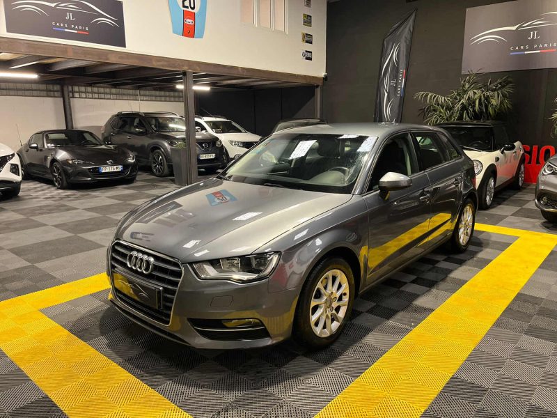 MAGNIFIQUE AUDI A3 1.6 TDI 110CH BUSINESS LINE S TRONIC 7 (1ERE MAIN ⭐️⭐️⭐️⭐️⭐️)