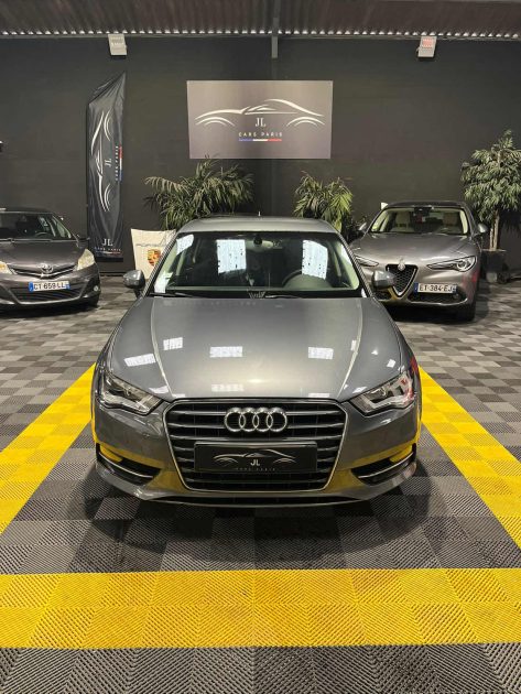 MAGNIFIQUE AUDI A3 1.6 TDI 110CH BUSINESS LINE S TRONIC 7 (1ERE MAIN ⭐️⭐️⭐️⭐️⭐️)