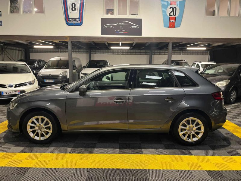 MAGNIFIQUE AUDI A3 1.6 TDI 110CH BUSINESS LINE S TRONIC 7 (1ERE MAIN ⭐️⭐️⭐️⭐️⭐️)