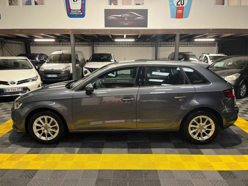 MAGNIFIQUE AUDI A3 1.6 TDI 110CH BUSINESS LINE S TRONIC 7 (1ERE MAIN ⭐️⭐️⭐️⭐️⭐️)