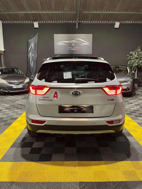 MAGNIFIQUE KIA SPORTAGE GT LINE 1.7 CRDI 141 CH (APPLE CARPLAY, TOIT OUVRANT, SIÈGES CHAUFFANTS)