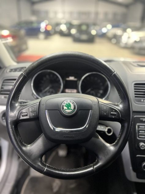 Skoda Yeti 2.0 TDI 110 CR Elegance 4x2 - 178 000 km - 2013- Entretien complet - Distribution OK