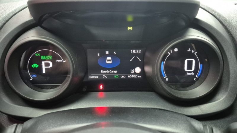 TOYOTA YARIS CROSS 1,5 SUV HYBRIDE 116cv DYNAMIC BUSINESS/1 ERE MAIN/TVA RECUPERABLE