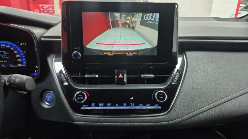 TOYOTA COROLLA BERLINE NOIR 2022 DYNAMIC BUSINESS/1 ERE MAIN/TVA RECUPERABLE