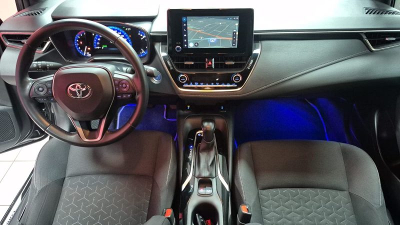 TOYOTA COROLLA BERLINE NOIR 2022 DYNAMIC BUSINESS/1 ERE MAIN/TVA RECUPERABLE