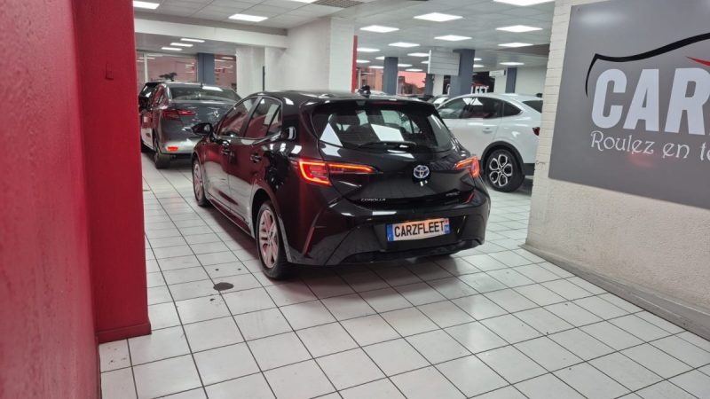 TOYOTA COROLLA BERLINE NOIR 2022 DYNAMIC BUSINESS/1 ERE MAIN/TVA RECUPERABLE