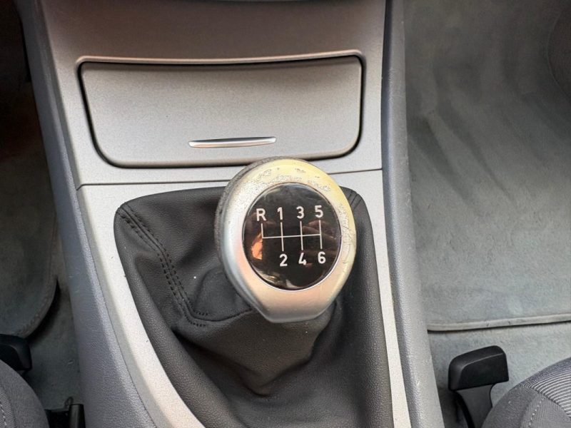 B.M.W. SERIE 1 118D E87 122ch - Clim Auto - Historique d'entretien - 