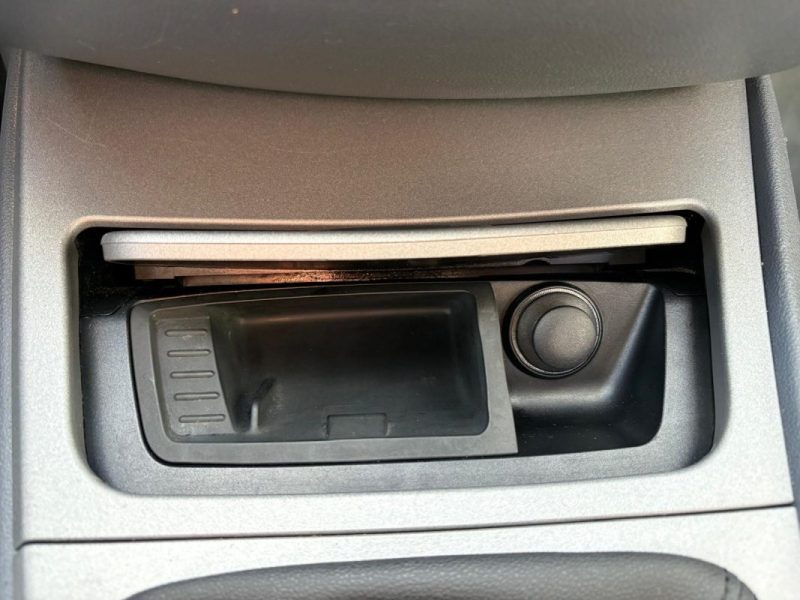 B.M.W. SERIE 1 118D E87 122ch - Clim Auto - Historique d'entretien - 