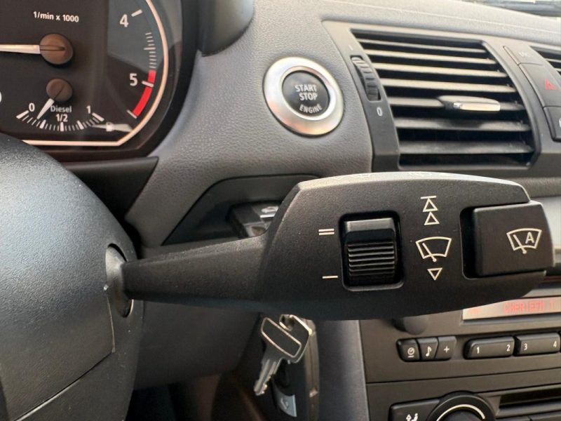 B.M.W. SERIE 1 118D E87 122ch - Clim Auto - Historique d'entretien - 