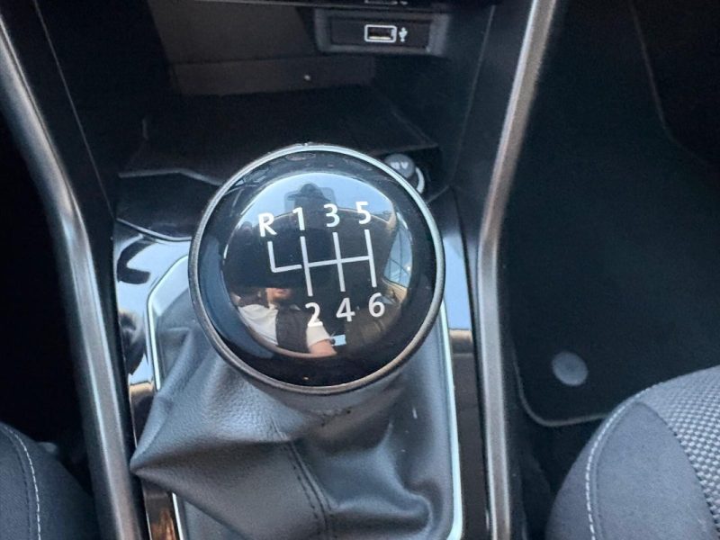 VOLKSWAGEN T-ROC 1.6 TDI 115CH LOUNGE - 📱 Bluetooth - ✅ Reprise possible - ✅ Garantie