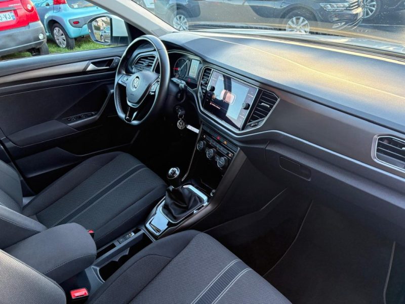 VOLKSWAGEN T-ROC 1.6 TDI 115CH LOUNGE - 📱 Bluetooth - ✅ Reprise possible - ✅ Garantie