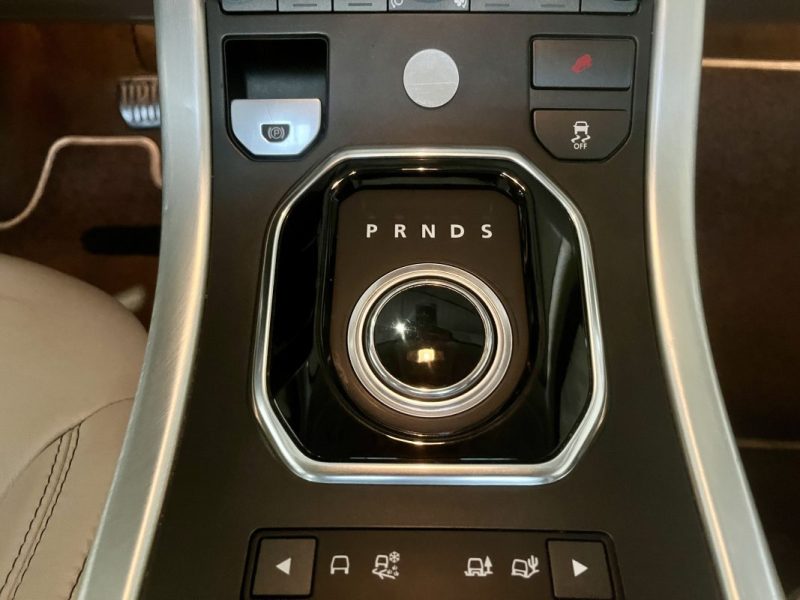 LAND ROVER RR EVOQUE 2.2 SD4 PRESTIGE 