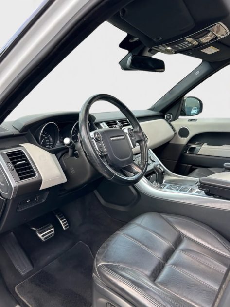 LAND ROVER RANGSPORT SDV6 3.0 HSE 2014