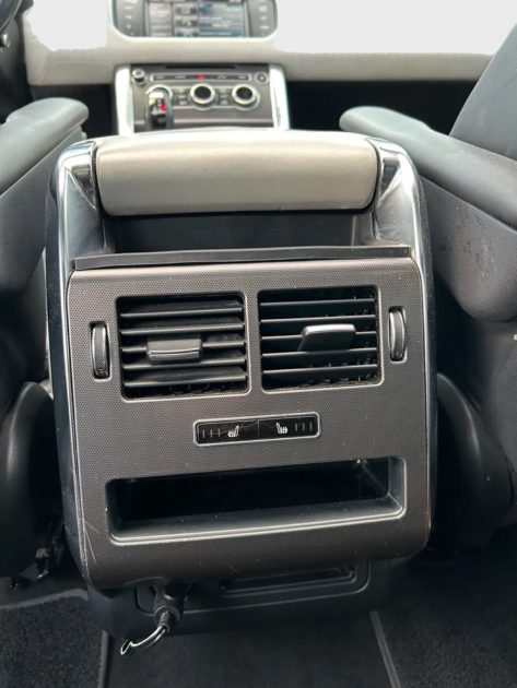 LAND ROVER RANGSPORT SDV6 3.0 HSE 2014