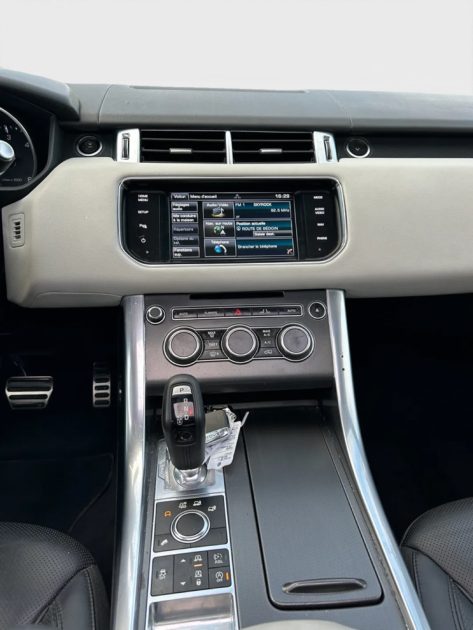 LAND ROVER RANGSPORT SDV6 3.0 HSE 2014