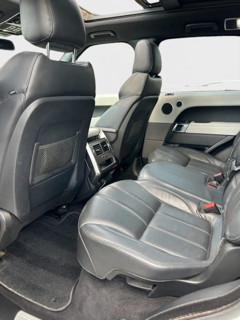 LAND ROVER RANGSPORT SDV6 3.0 HSE 2014