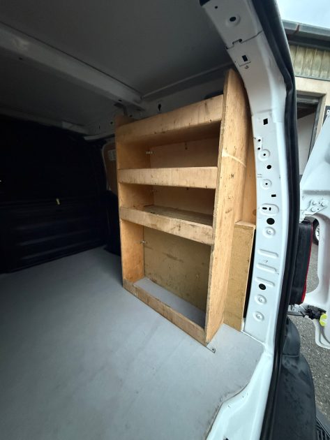 PEUGEOT PARTNER 1.6 BLUEHDI 100 - Étagères bois - Verrouillage 