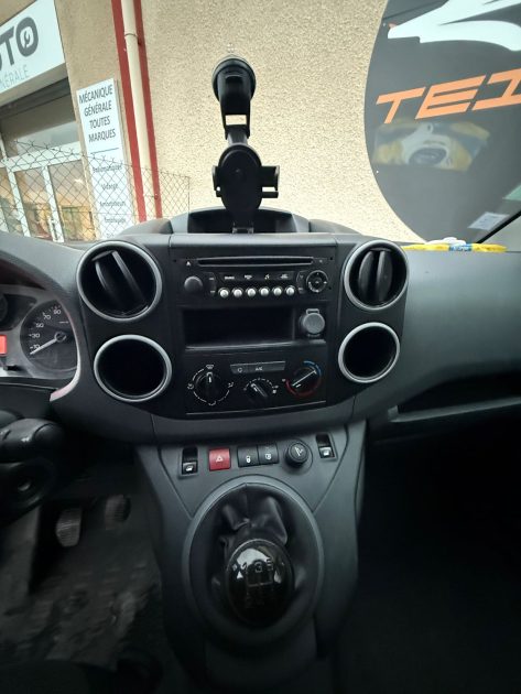 PEUGEOT PARTNER 1.6 BLUEHDI 100 - Étagères bois - Verrouillage 