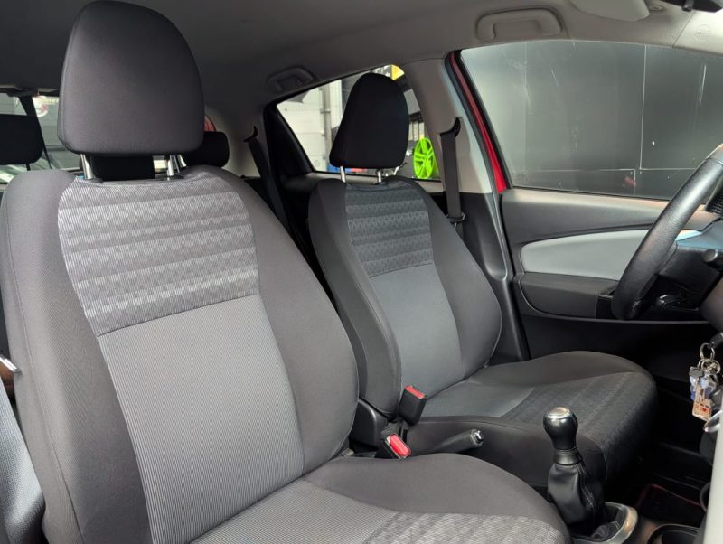 TOYOTA YARIS 69 cv VVT-I ACTIVE 5P 