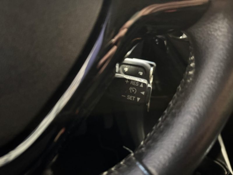 PEUGEOT 108 VTI 72 CH STYLE  - MOTEUR A CHAINE / CAMERA DE RECUL / CARPLAY