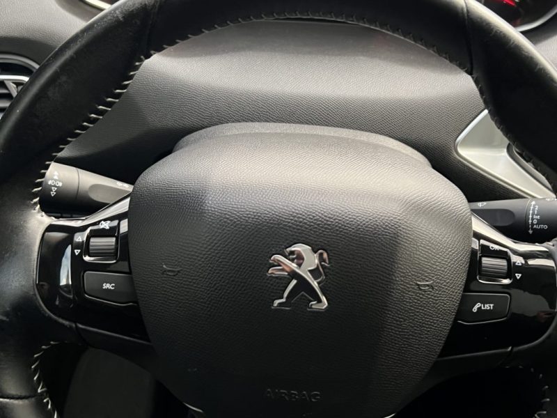 PEUGEOT 308 II SW BREAK FELINE 1.6 HDI 120 Cv BOITE AUTO TOIT PANORAMIQUE GPS CAMERA - GARANTIE 1 AN