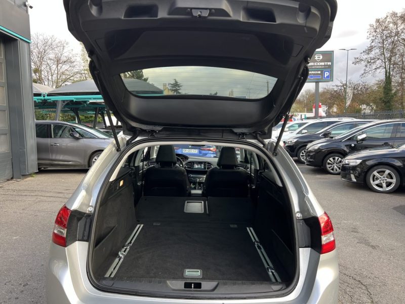 PEUGEOT 308 II SW BREAK FELINE 1.6 HDI 120 Cv BOITE AUTO TOIT PANORAMIQUE GPS CAMERA - GARANTIE 1 AN